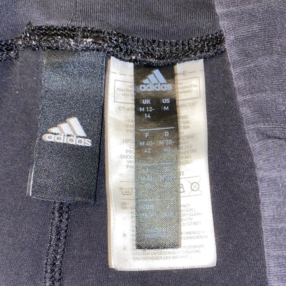 adidas size medium leggings - Picture 3 of 3